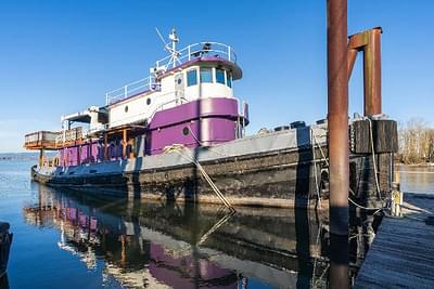 BOATZON | Tugboat Liveaboard 1943