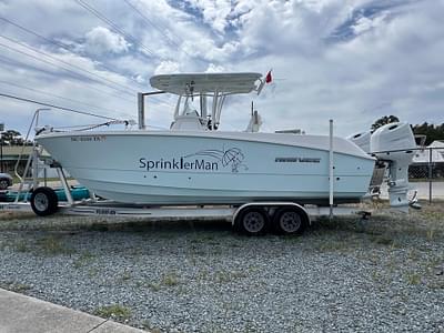 BOATZON | Twin Vee 240 GFX CC 2022 BOATZON | Twin Vee 240 GFX CC 2022