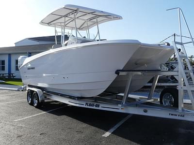 BOATZON | Twin Vee Powercats 240 Center Console STX 2025