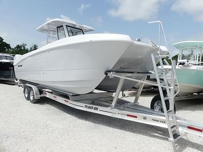 BOATZON | Twin Vee Powercats 280 Center Console GFX 2026 BOATZON | Twin Vee Powercats 280 Center Console GFX 2026