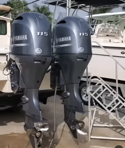 BOATZON | Twin Yamaha 115hp motor outboard 4 stroke Used