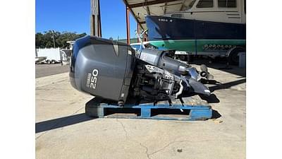 BOATZON | Used Yamaha 2023 outboard 250hp