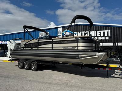 BOATZON | Vanderbilt 700T 2025