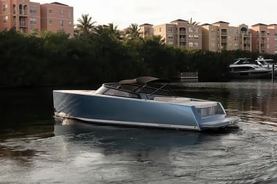 BOATZON | VanDutch 30 2018 BOATZON | VanDutch 30 2018