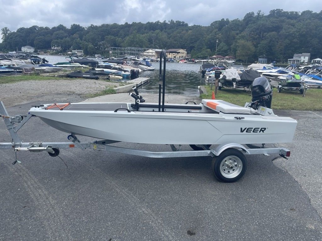 2024 VEER V13 - Sold Boat