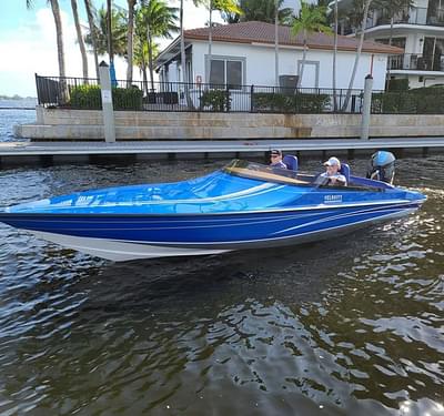 BOATZON | Velocity Powerboats 230SC 2026