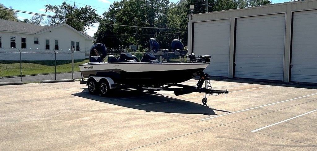 2025 Vexus AVX 1985s - Sold Boat