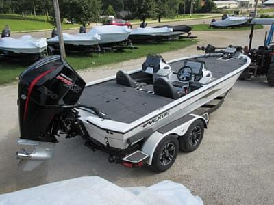 BOATZON | Vexus AVX 2080  200 Mercury Pro XS  Vexus and Mercury Promos 2025