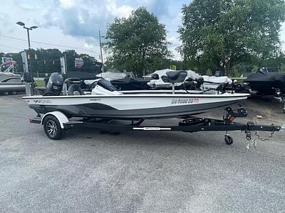 BOATZON | 2020 Vexus AVX1880