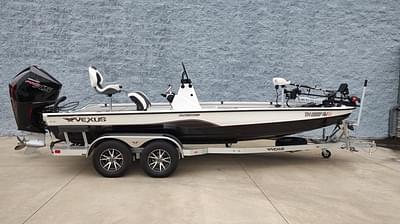 BOATZON | 2023 Vexus AVX2180CC