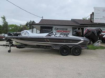 BOATZON | VEXUS VXs21 300L Racing TM Mercury 7 yr Warranty Promo thru 71025 2025 BOATZON | VEXUS VXs21 300L Racing TM Mercury 7 yr Warranty Promo thru 71025 2025