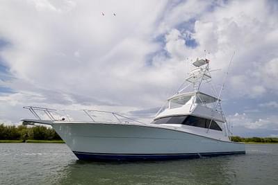 BOATZON | Viking 58 Convertible 1999