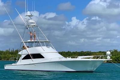 BOATZON | Viking 68 Convertible 2007