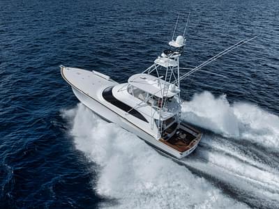 BOATZON | 2015 Viking 70 Convertible BOATZON | 2015 Viking 70 Convertible