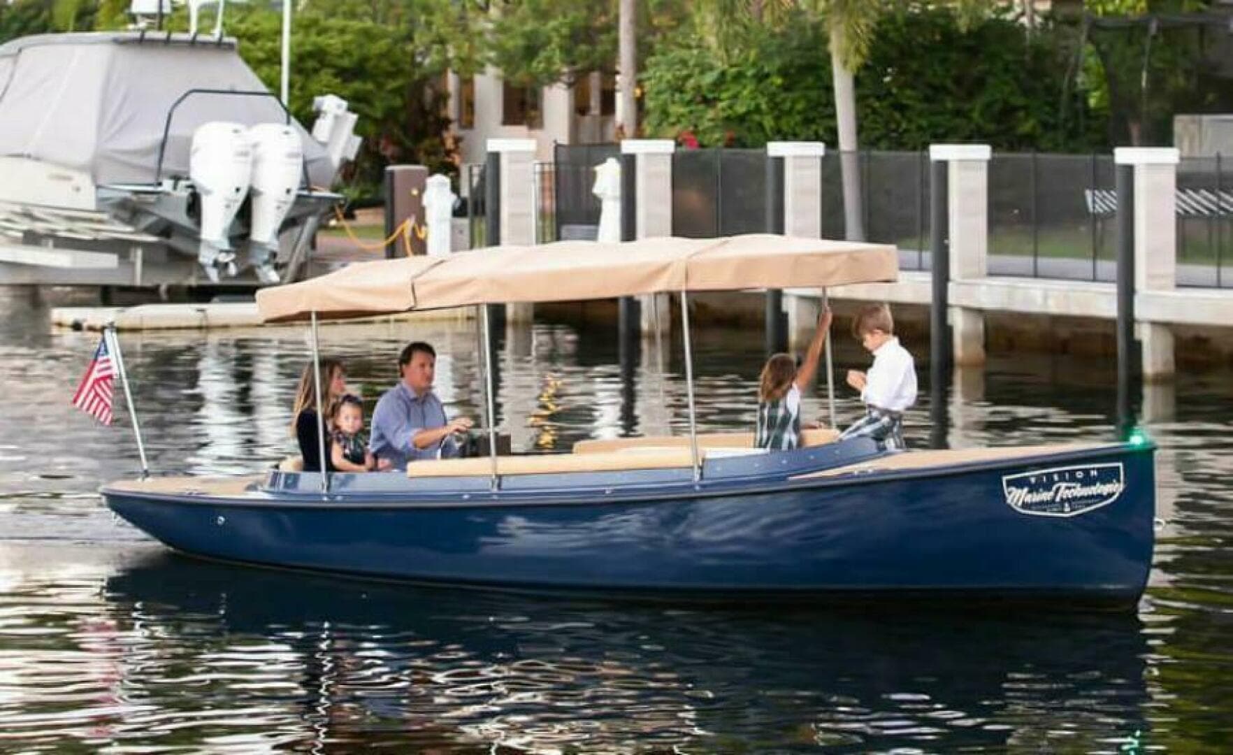 Vision Fantail 217 2023