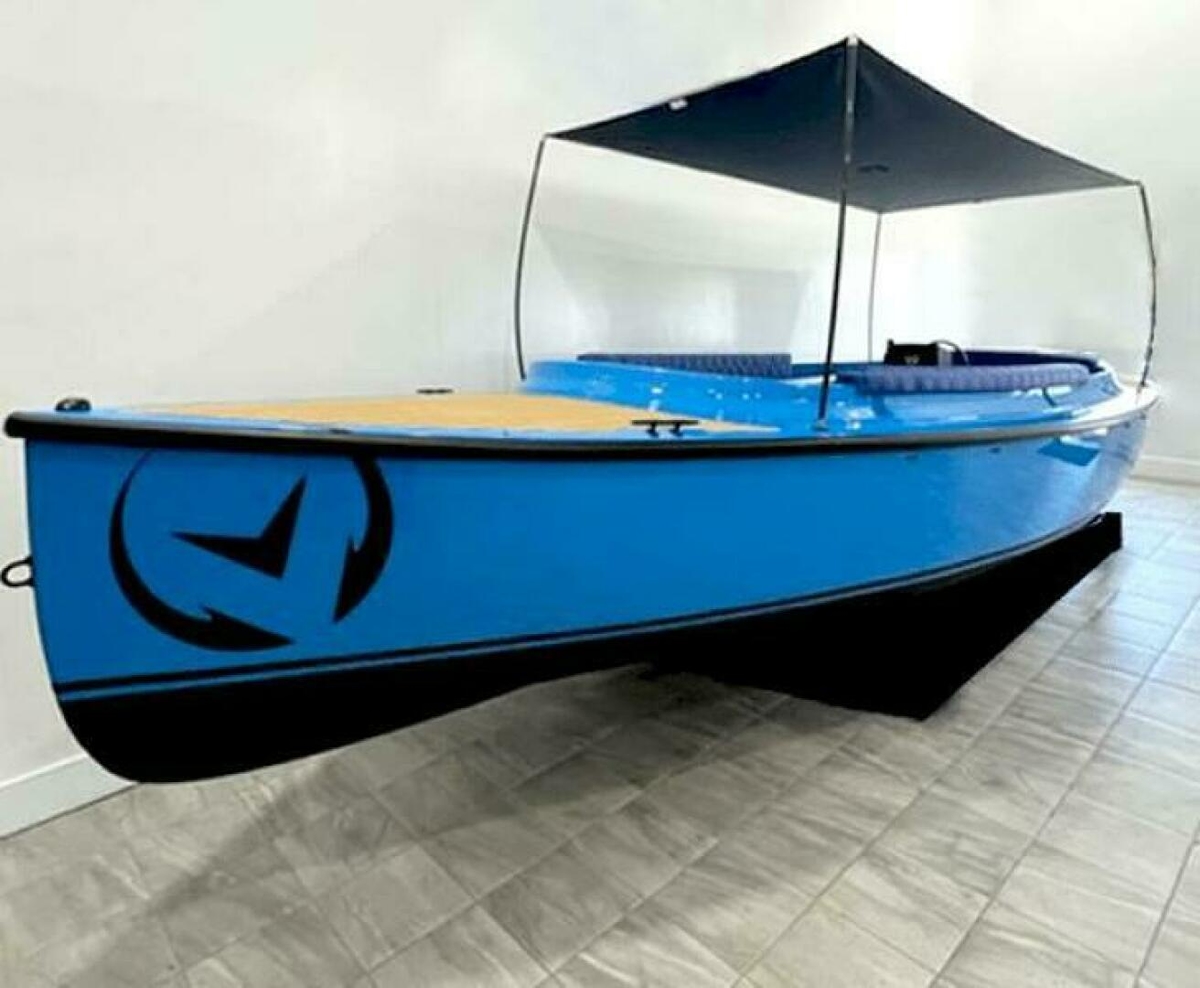 2024 Vision Fantail217 - Sold Boat