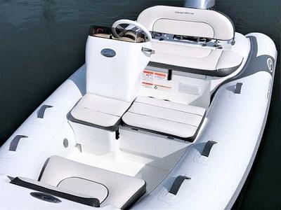 BOATZON | Walker Bay Generation 12 LTE 2023