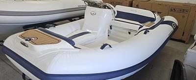 BOATZON | Walker Bay Generation 360 DLX 2024