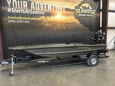 BOATZON | War Eagle 750 Gladiator WGator Tail GTR40 2025