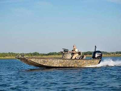 BOATZON | War Eagle Blackhawk 2170 2026