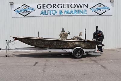 BOATZON | War Eagle Blackhawk 961 2026