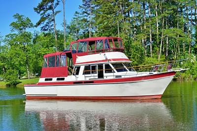BOATZON | 1984 Wellcraft 44 Californian CMY BOATZON | 1984 Wellcraft 44 Californian CMY
