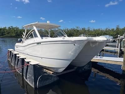 BOATZON | World Cat 296 DC 2022
