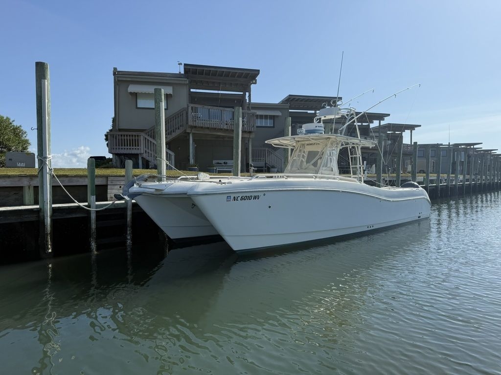 2003 World Cat 330 TE - Sold Boat