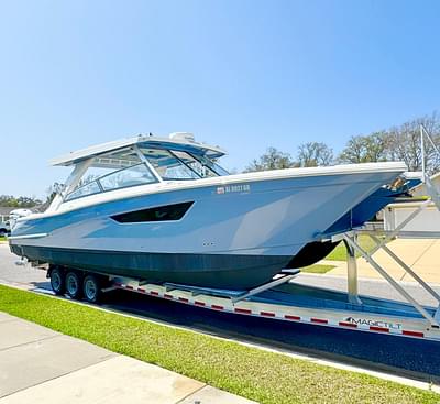 BOATZON | 2022 World Cat 400 DC-X BOATZON | 2022 World Cat 400 DC-X
