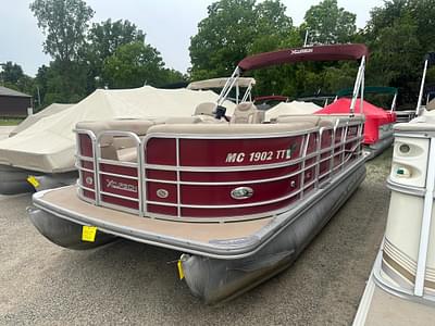 BOATZON | Xcursion X19C 2014 BOATZON | Xcursion X19C 2014