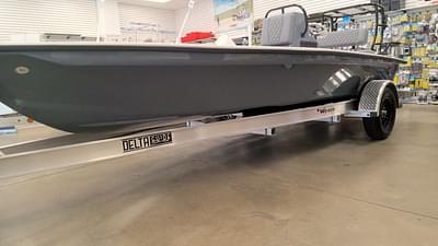 BOATZON | Xplor Boatworks Delta 18 Guide Series 2026