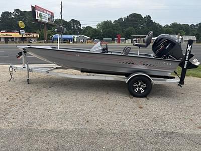 BOATZON | Xpress Boats H18 2025 BOATZON | Xpress Boats H18 2025