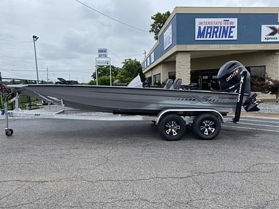 BOATZON | Xpress Boats H20C CRAPPIE w YAMAHA 175 SHO 2026