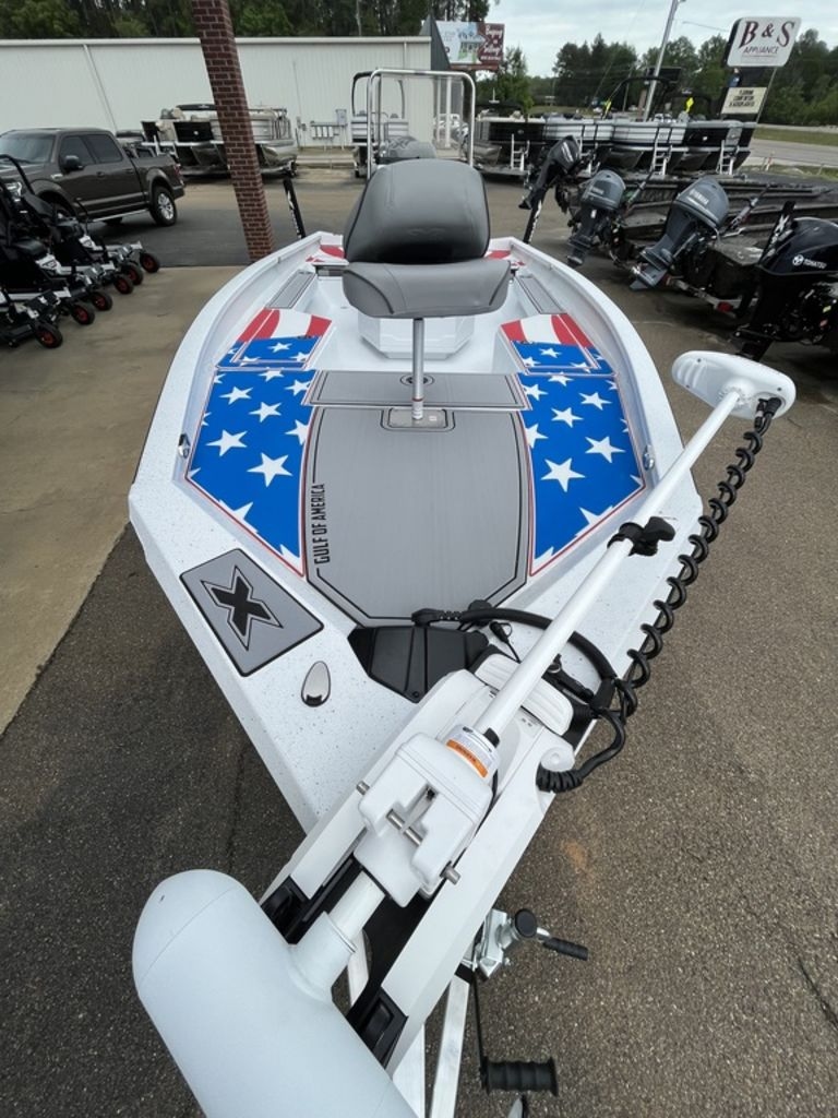 2025 Xpress Boats H22B - Sold Boat
