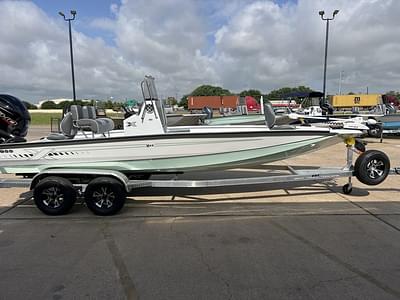 BOATZON | Xpress Boats H22B 2025 BOATZON | Xpress Boats H22B 2025
