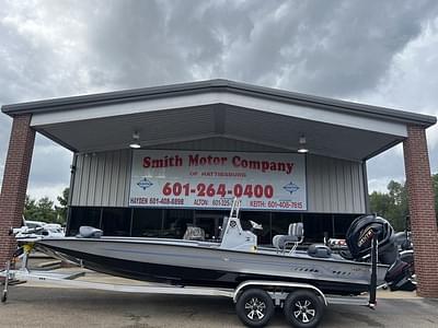 BOATZON | Xpress Boats H24B 2026