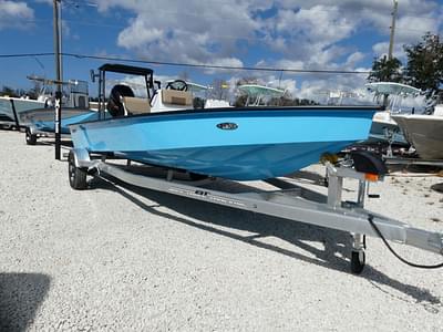 BOATZON | Xpress Boats Skiff 185 2025