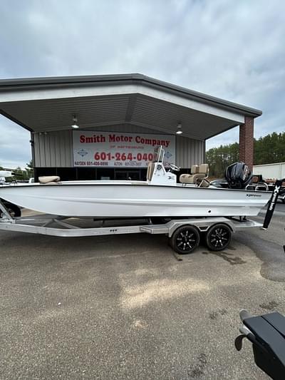 BOATZON | Xpress Boats X23B 2025