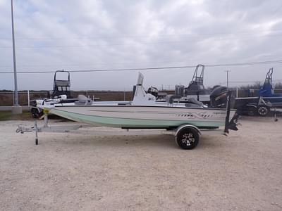BOATZON | Xpress H20 BAY 2025
