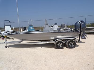 BOATZON | Xpress H210BAY 2025 BOATZON | Xpress H210BAY 2025