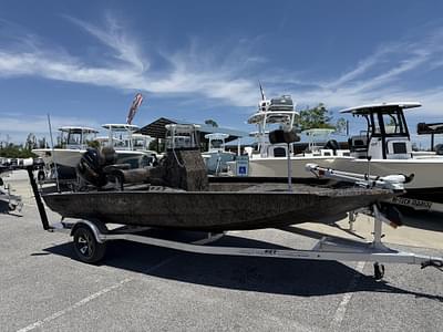 BOATZON | 2025 Xpress Hyper-Lift H190 Bay Series
