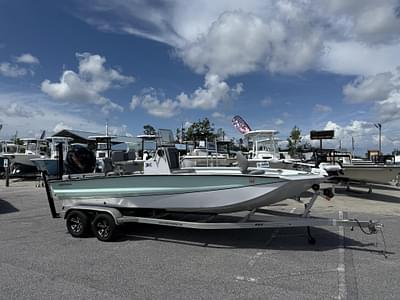 BOATZON | Xpress XBay Series X21 BAY 2022 BOATZON | Xpress XBay Series X21 BAY 2022