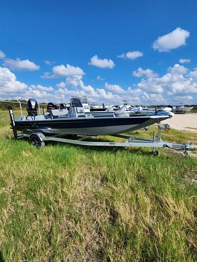 BOATZON | Xpress XP18CC 2025 BOATZON | Xpress XP18CC 2025
