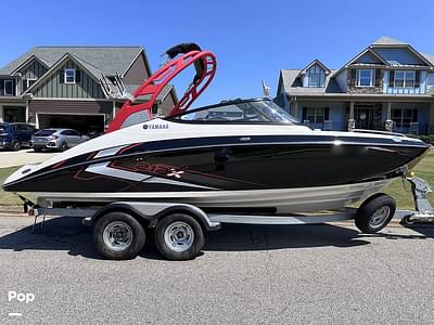 BOATZON | Yamaha 212 X BOATZON | Yamaha 212 X
