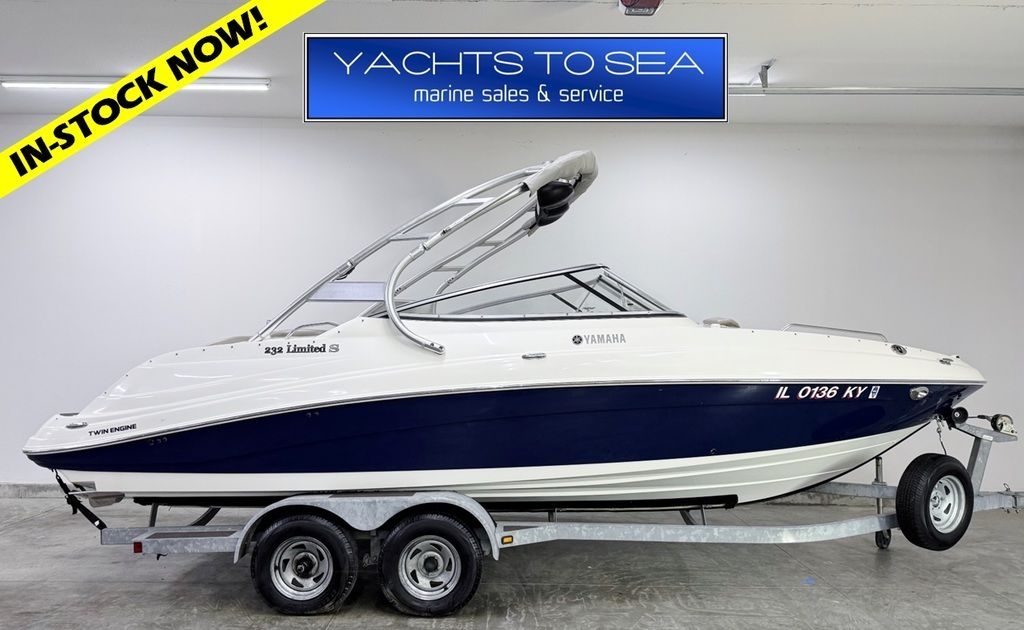 2009 Yamaha 232 Limited S - Sold Boat