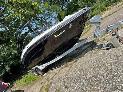BOATZON | Yamaha 242 LTD S