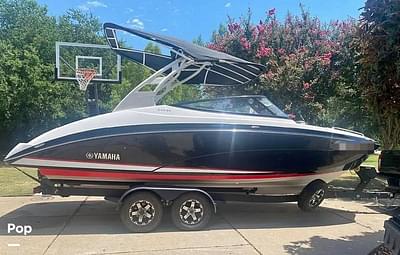 BOATZON | Yamaha 242 SE