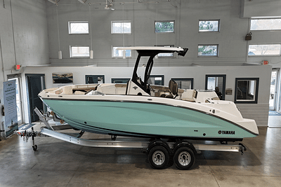 BOATZON | Yamaha 255 FSH Sport E 2025