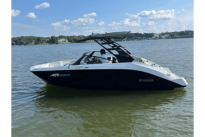 BOATZON | Yamaha AR220 2025