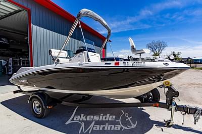 BOATZON | Yamaha Boats 190 FSH Deluxe 2016